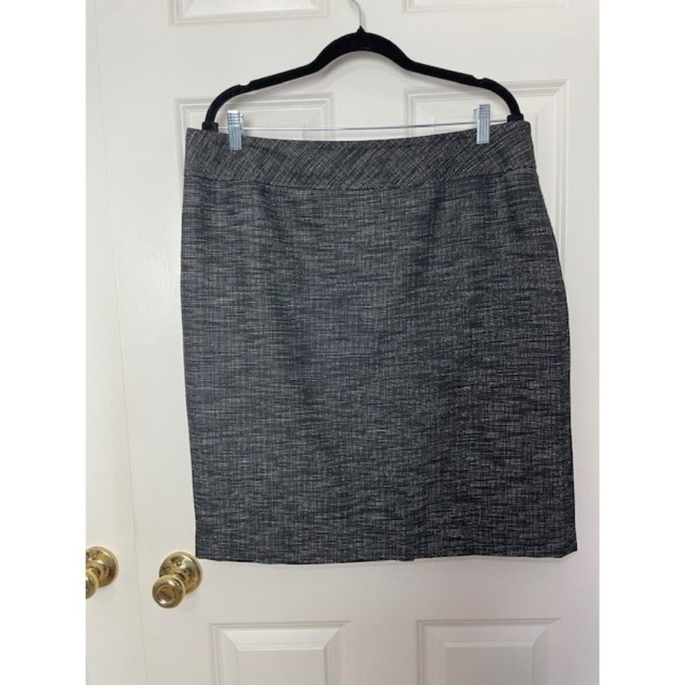 Jones Studio Women's Sze 16 Pencil Skirt Black Gray Textured Lined Career Office